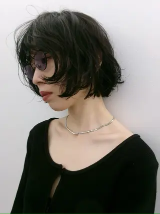 ショート レイヤー/ケアパーマ /ニュアンス/モードのヘアスタイル