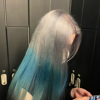 ミディアム カラー ハイトーン×デザイン 🪽🫧HIKARIのヘアスタイル