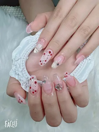 ネイル Lucy nail所属・Lucy nailのネイルデザイン