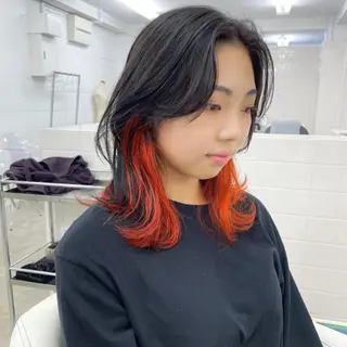 ミディアム カラー 楪 yuzuriha所属・Saaya/レイヤー /ブリーチ/ブロンドのヘアスタイル