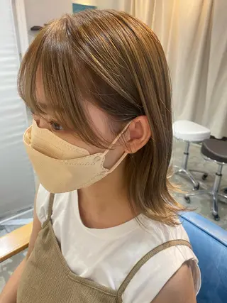 ミディアム 丸山 純奈のヘアスタイル
