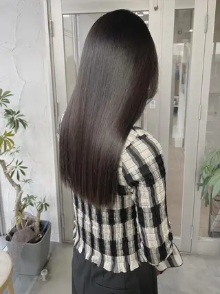 セミロング 髪質改善✨縮毛矯正✨ が得意‼️高島英隆のヘアスタイル