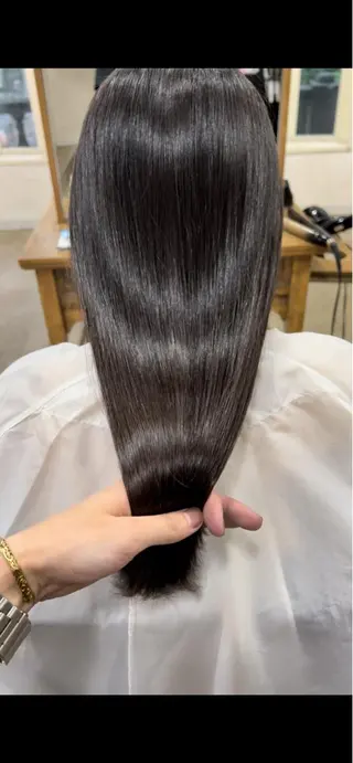 ロング ✨ブリーチなしカラー ×髪質改善✨松村 潤のヘアスタイル