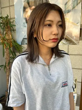 ミディアム 松本 夏海のヘアスタイル