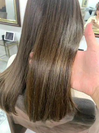 ミディアム エクステ（レミー毛） NINEのヘアスタイル