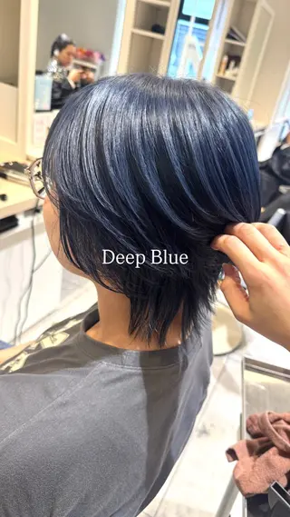 ショート カラー RIN🍎ウルフカッ ト/デザインカラーのヘアスタイル