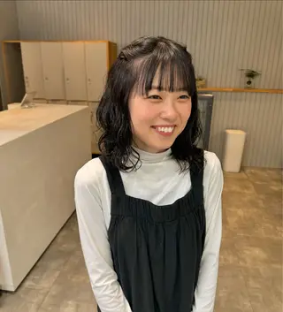 セミロング パーマ ヘアアレンジ niu所属・加藤 真由のヘアスタイル