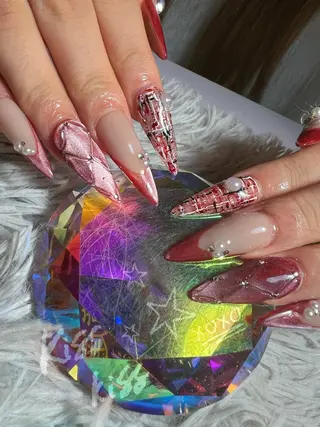 ネイル シェヌネイル JURAのネイルデザイン