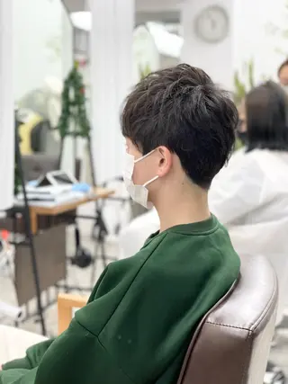 ショート メンズ カラー特化サロン ピリナ相武台前のヘアスタイル