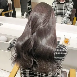 ロング 山口 來桃のヘアスタイル