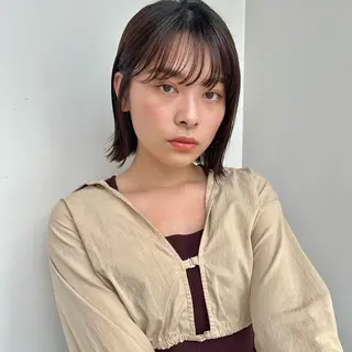 ショート カラー あやめ【顔まわり/レ イヤー/柔らかカラ】のヘアスタイル