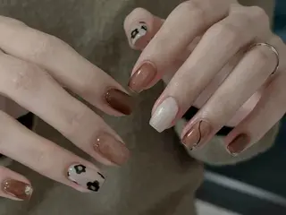 ネイル VIVIAN リサのネイルデザイン