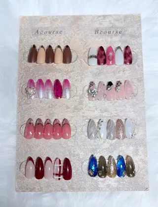 ネイル Nailsalon Dahliaのネイルデザイン