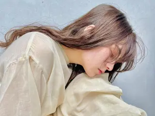 ロング カラー ENIF ヤマグチアツコのヘアスタイル