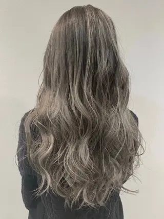 ロング カラー 🌫miyake maaya🌫のヘアスタイル