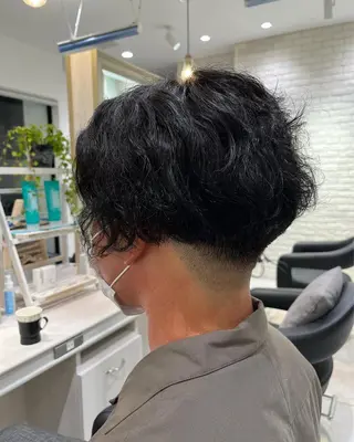 ショート パーマ メンズ 🥇メンズ特化 伊東輝のヘアスタイル