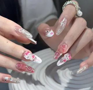 ネイル RAFFINE 月🦋🩵のネイルデザイン