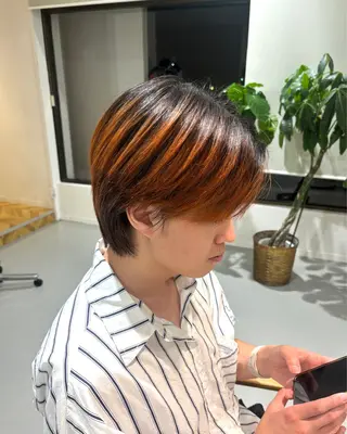 カラー メンズ 小木曽 里華のヘアスタイル