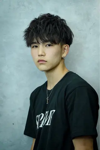ミディアム CHROM TOKYO the  Barber 新宿店所属・⚡️メンズ専門⚡️ 畠山　敦匡のヘアスタイル