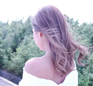 セミロング naomi (夜間営業受付中★)のヘアスタイル