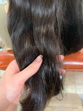 カラー 田中 優衣のヘアスタイル