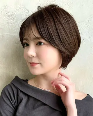 ショート カラー 💍新宿ショート 💍岩田莉奈のヘアスタイル