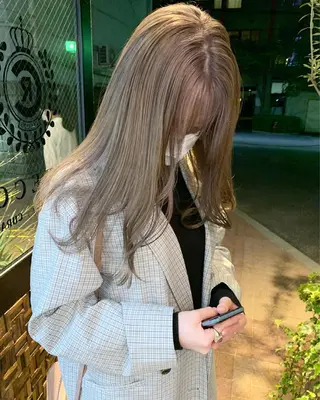 カラー レイヤー/顔周り /AKARIのヘアスタイル