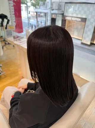 カラー femme 當田 莉央のヘアスタイル