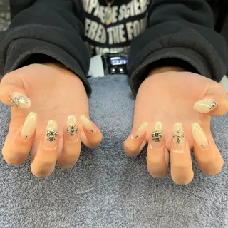 ネイル MHR nailのネイルデザイン