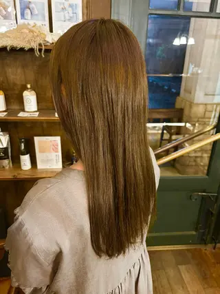 セミロング 八木 風歌のヘアスタイル
