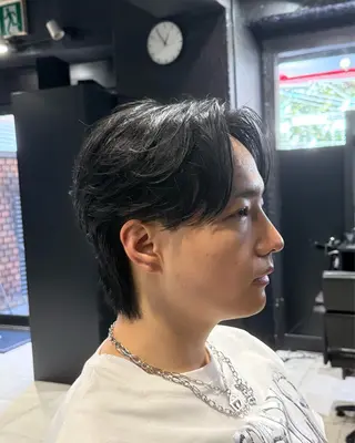 ミディアム パーマ メンズ 難波/メンズウルフ・ フェザーパーマ鶴田文のヘアスタイル