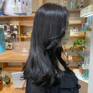 ロング カラー piLLon/ RYUKAのヘアスタイル