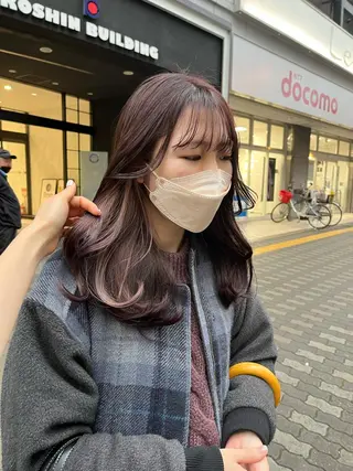 セミロング yohaku misakiのヘアスタイル