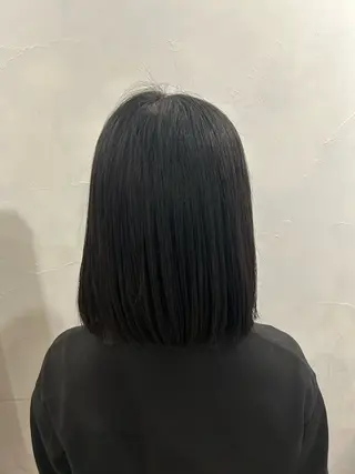 ミディアム IT by ALBUMあいりのヘアスタイル