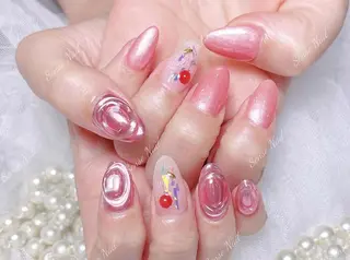 ネイル Queening 🦋のネイルデザイン