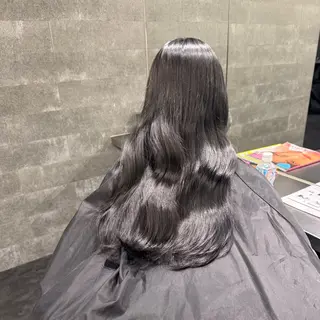 ロング カラー SKNOW所属・艶カラー🤍/ 韓国ヘア🎀めいのヘアスタイル