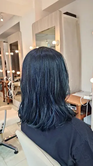 ミディアム カラー DiMPlE  【ディンプル】 越谷/越谷駅前所属・DiMPlEみやじま はつみのヘアスタイル