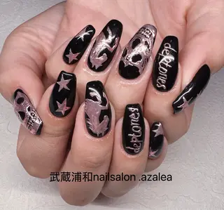 ネイル R inのネイルデザイン