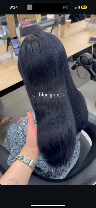 ロング カラー 暗髪🩶ラベンダー/ ブルー/ユウナ🤍のヘアスタイル