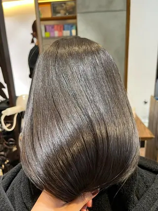 ロング ayumi🦖/ ブリーチカラーのヘアスタイル