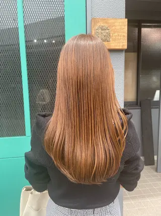 ロング カラー Urio所属・今雪 聡美のヘアスタイル