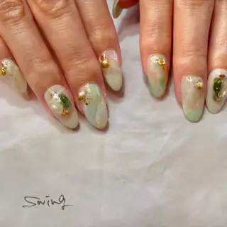 ネイル SWING Nail Salon所属・Yoshida Takakoのネイルデザイン