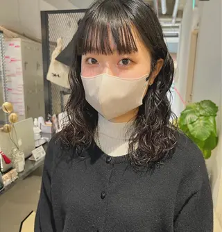 ミディアム 𝗕𝗼𝗻𝗵𝗲𝘂𝗿西梅田所属・ノンダメージ® 稲垣  いおりのヘアスタイル