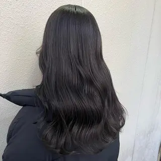 セミロング カラー 🫧オリーブ/赤み消 し/暗髪🫧野本麗奈のヘアスタイル