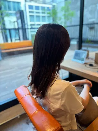 セミロング カラー 髪質改善カラー ベージュ🤎YUMEのヘアスタイル