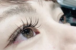 マツエク・マツパ letterby novel はるみのヘアスタイル