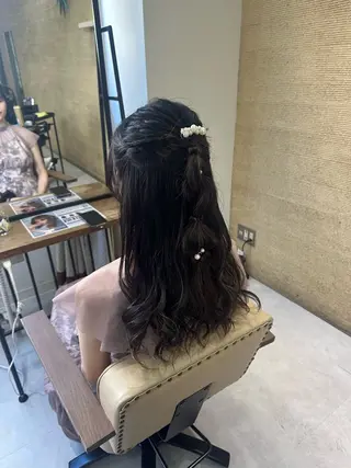 ロング ヘアアレンジ 髪質改善AUSTIN登戸所属・野村 一花 / 暖色 カラー / Wカラーのヘアスタイル