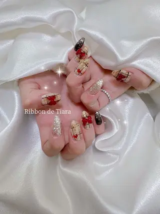 ネイル Ribbon de Tiara MAKIのネイルデザイン