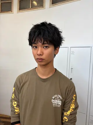 ショート TRUCKIN UP THE PATH所属・さとう けんたのヘアスタイル