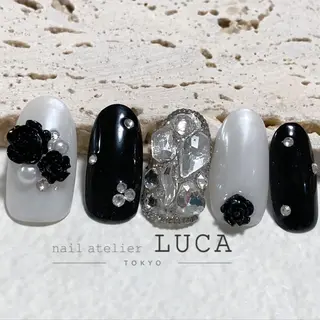 ネイル ネイルアトリエルカ スタッフのネイルデザイン